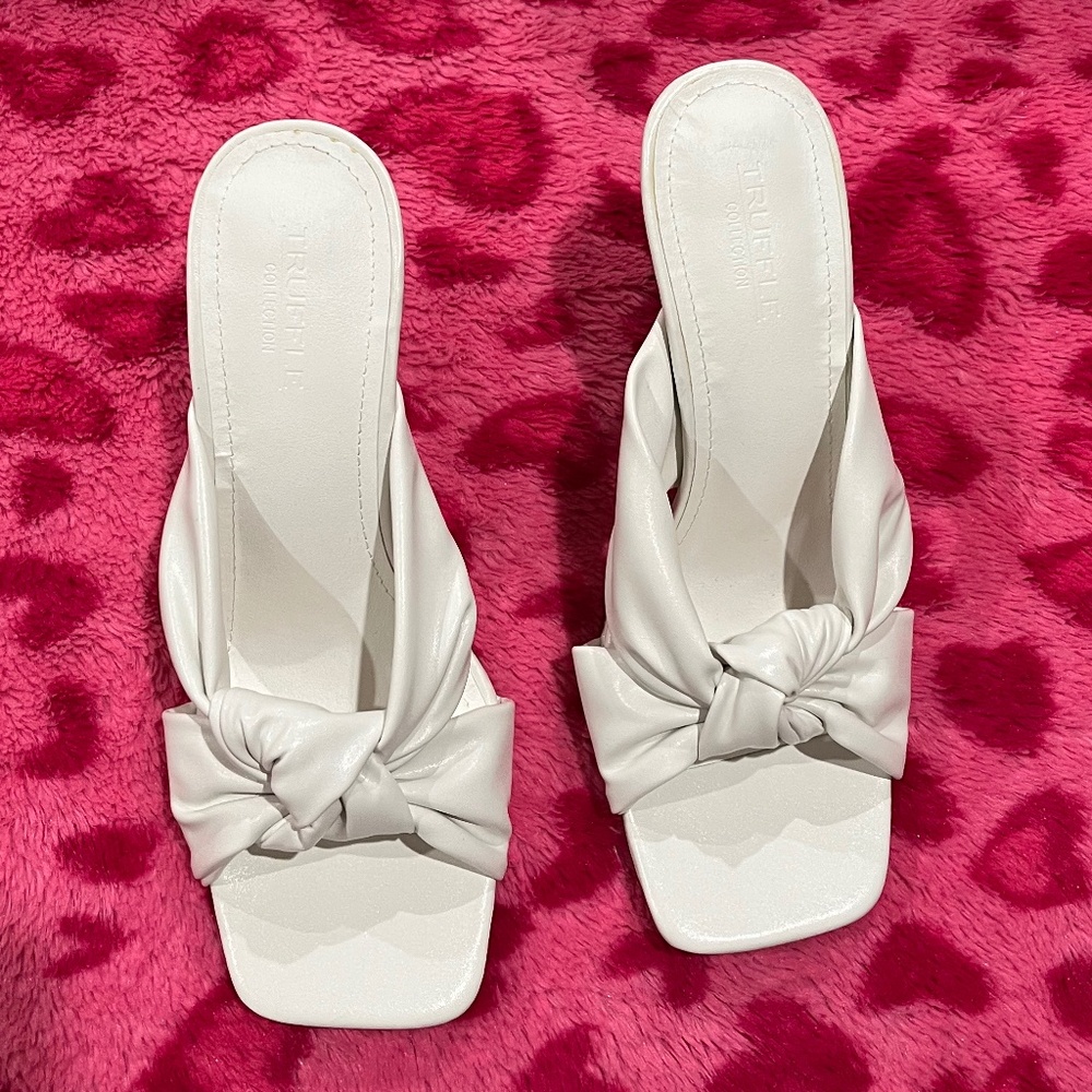 Ladies slip on with heels